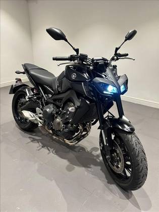 YAMAHA MT-09 YAMAHA MT-09